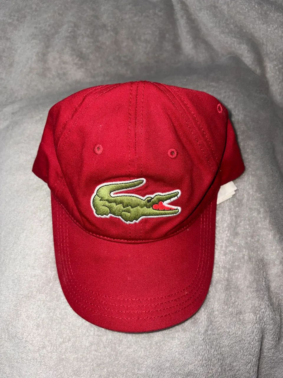 Boné Lacoste Gabardine Big Croco vermelho/Vinho