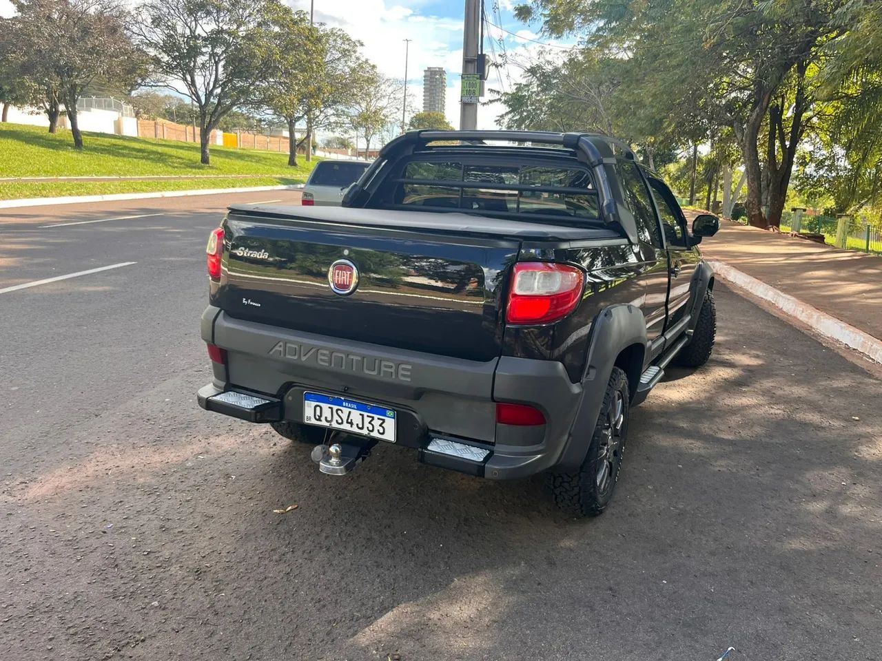 Fiat Strada Adventure1.8/ 1.8 Locker Flex CD 2019 - Foto 5