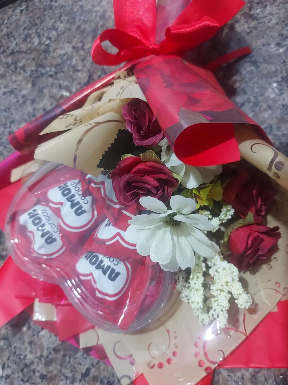 Buquê / coração com bombons - Foto 3