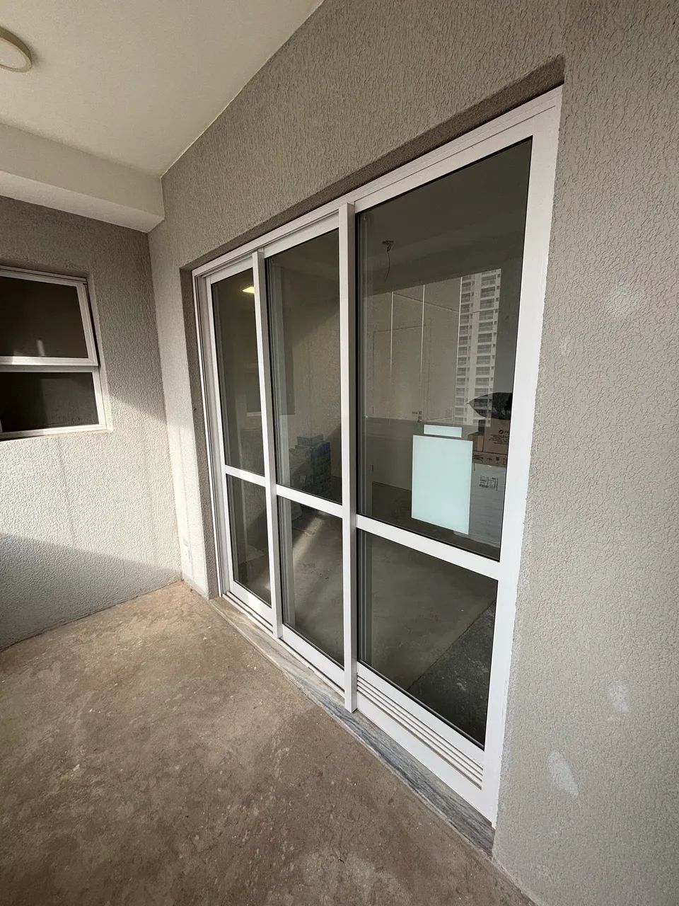 Aluminum Triple-Leaf Door