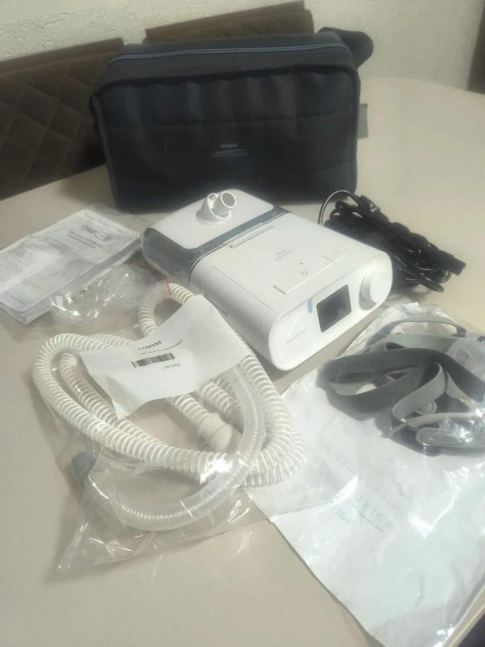 CPAP automático Philips Respironics DreamStation com Umidificador e Acessórios