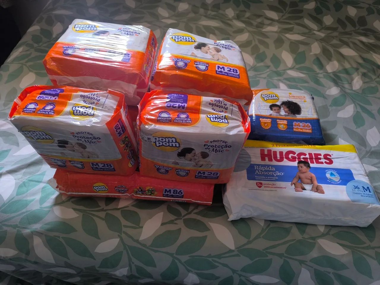 Fraldas Pompom/Huggies 