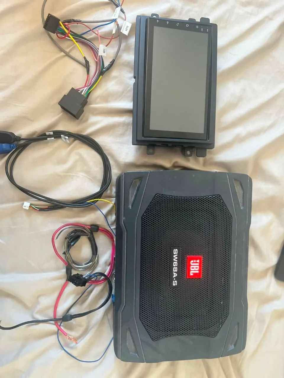 JBL automóva e multimídia 