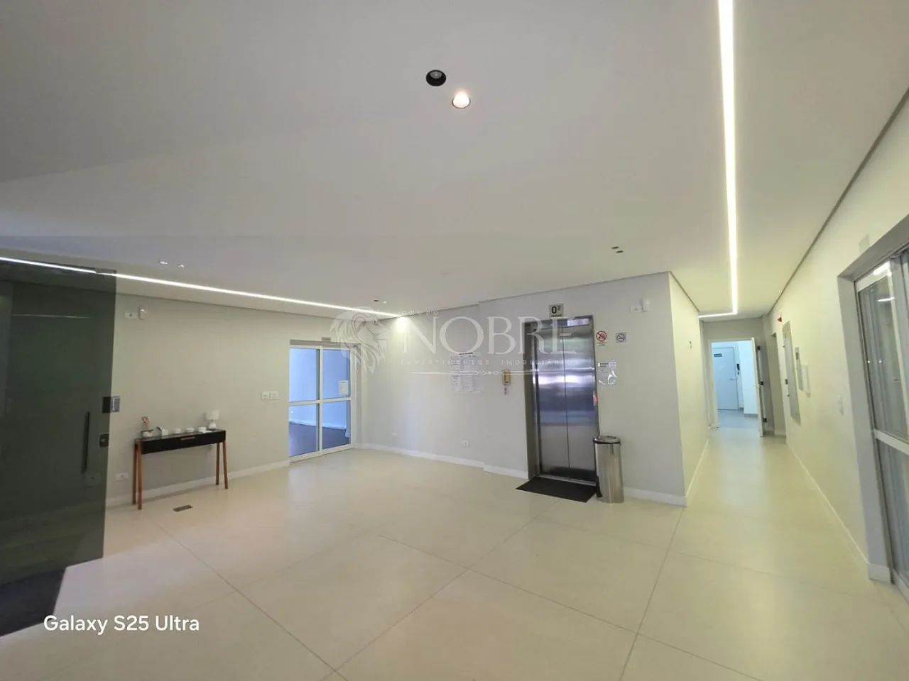 Apartamento com 3 suítes na Zona 7 de Maringá - Foto 2