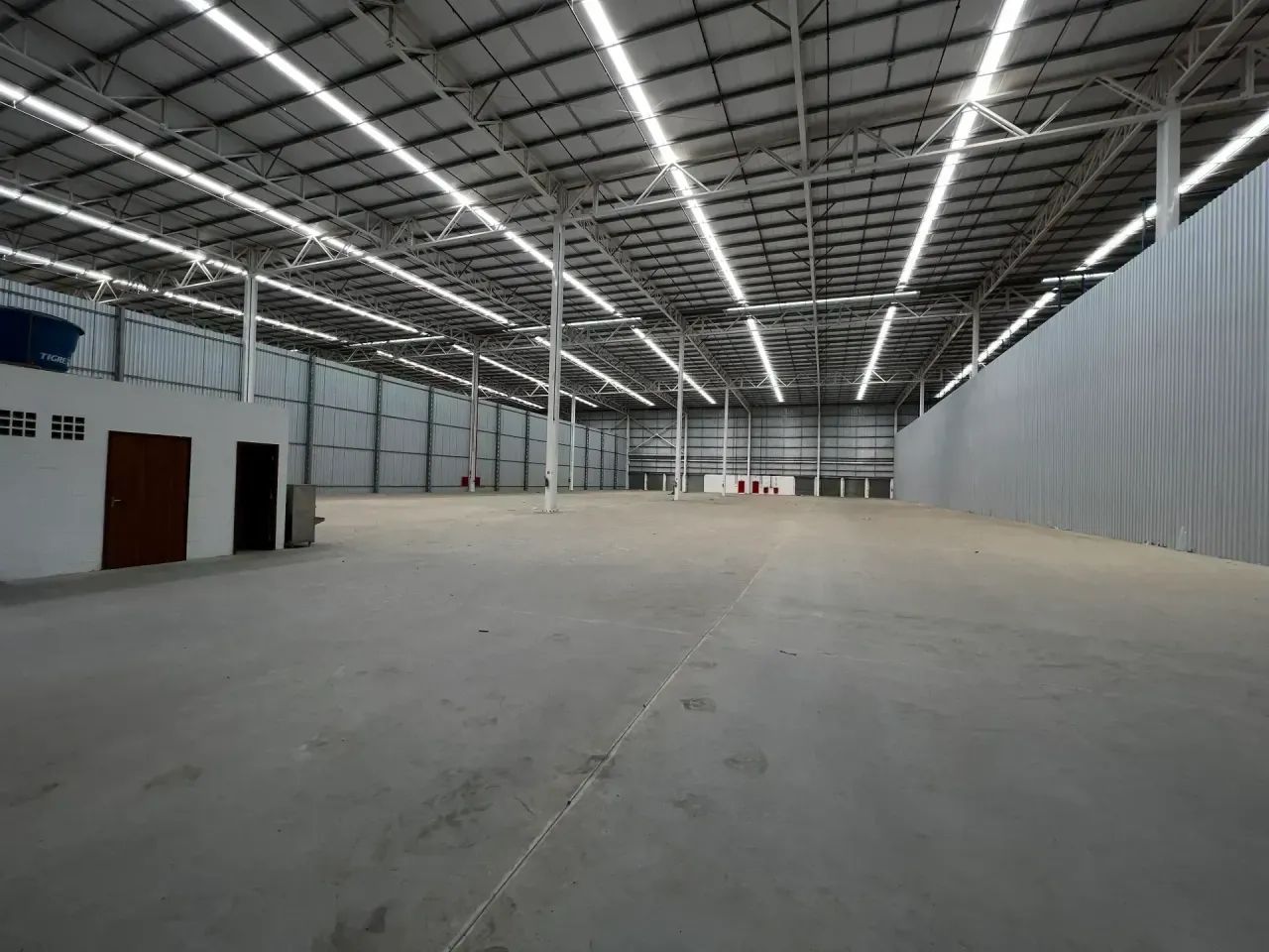 Galpão/Depósito/Armazém para aluguel com 18300 metros quadrados em Canaã - Viana - ES - Foto 10