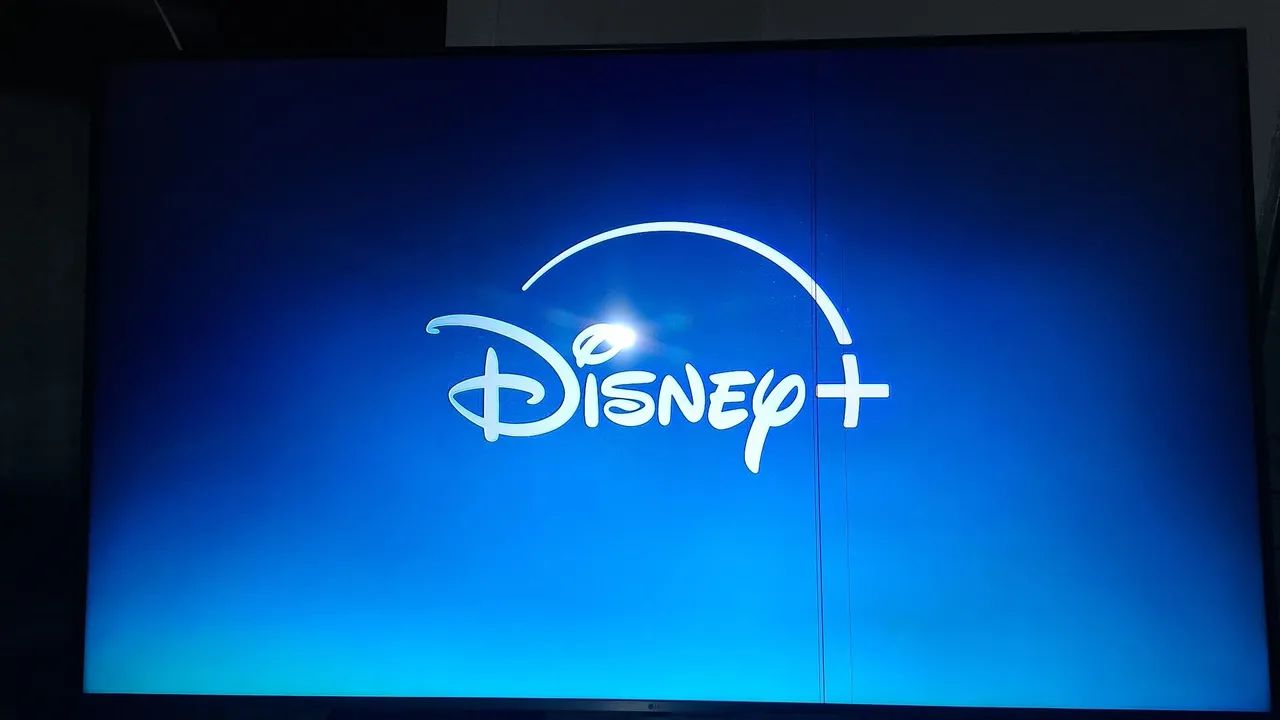 POSSUI DETALHE ACEITO TROCA 65 POLEGADAS LG SMART 4K COMANDO VOZ (ALEXA) BLUETOOTH  - Foto 3