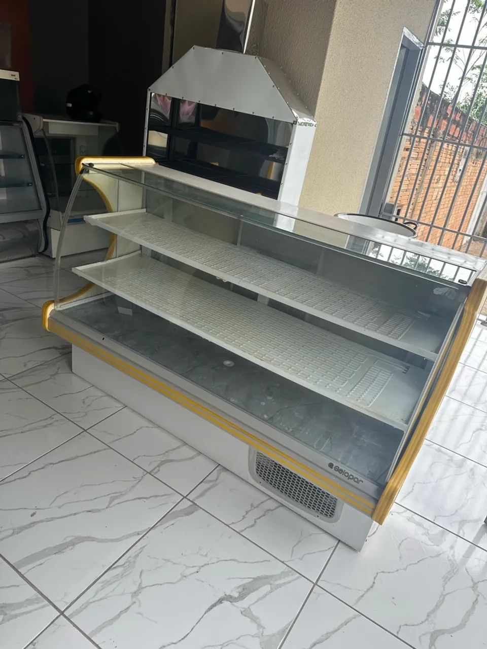 Balcão expositor 