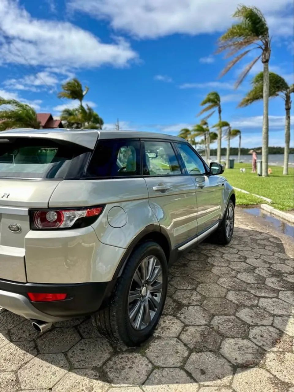 Land Rover Range Rover Evoque Prestige 2.0 Aut. 5P 2014 - Foto 2