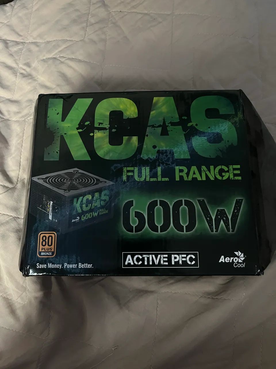     Fonte Aerocool KCAS Full Range 600W 80 Plus Bronze 