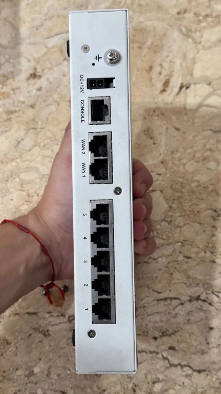 Fortinet Fortigate 51E  - Foto 2