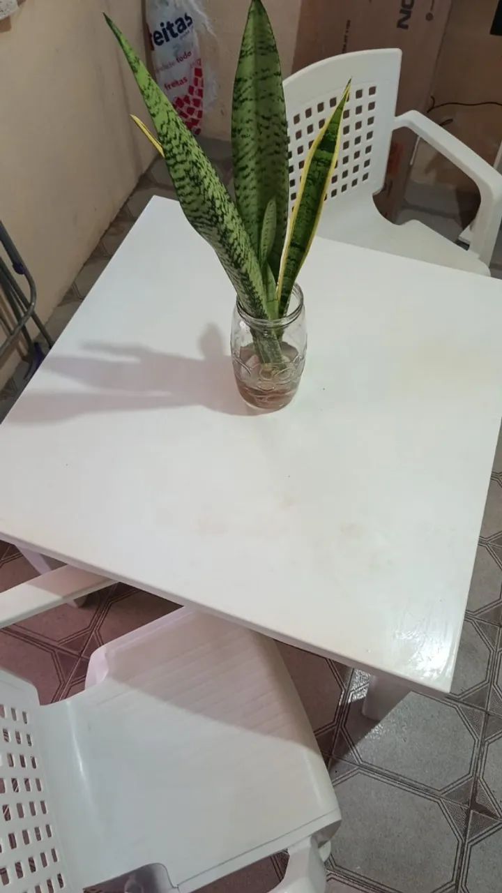 Conjunto Mesa de Plástico com 2 Cadeiras - Foto 2