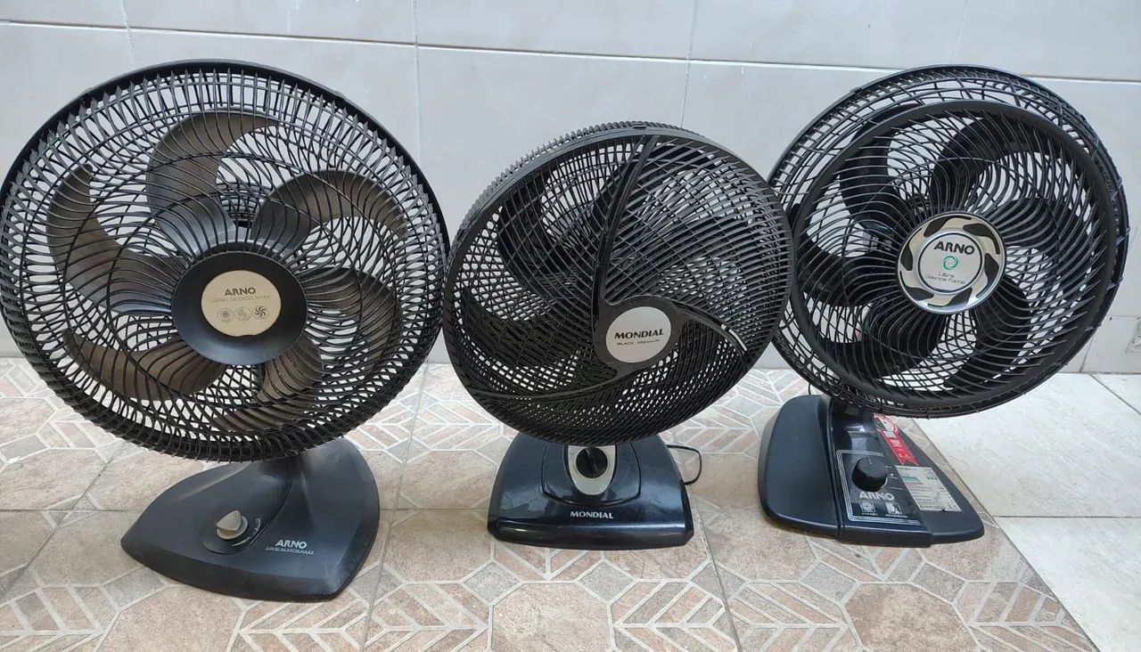 3 ventiladores com defeito ( 2 Arno e 1:Mundial) 