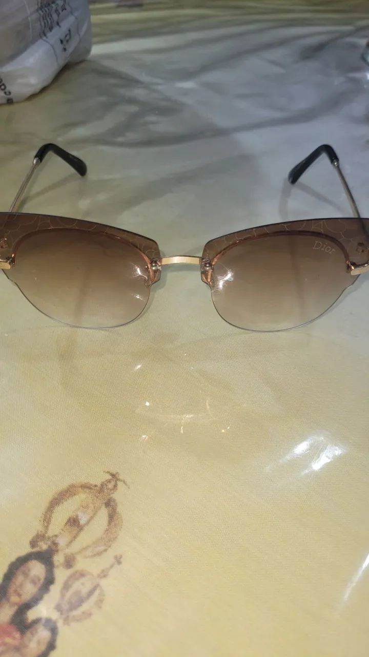 Óculos todos de boas marcas - Foto 4