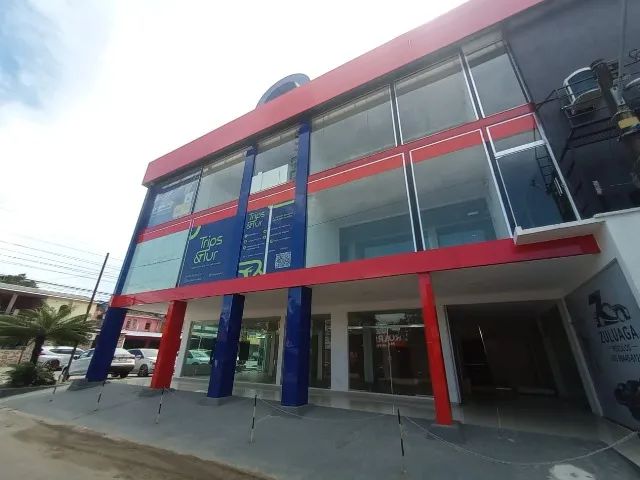 Alugo Salas 23m² á 31m² em Prédio Comercial no Parque Dez
