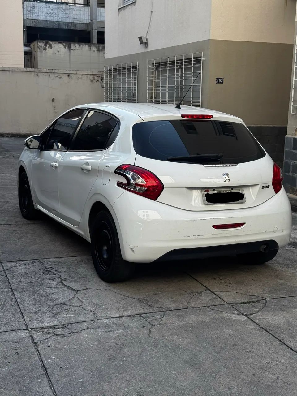 Peugeot 208 208 Active/Active Pack 1.5 Flex 8V 5p 2014