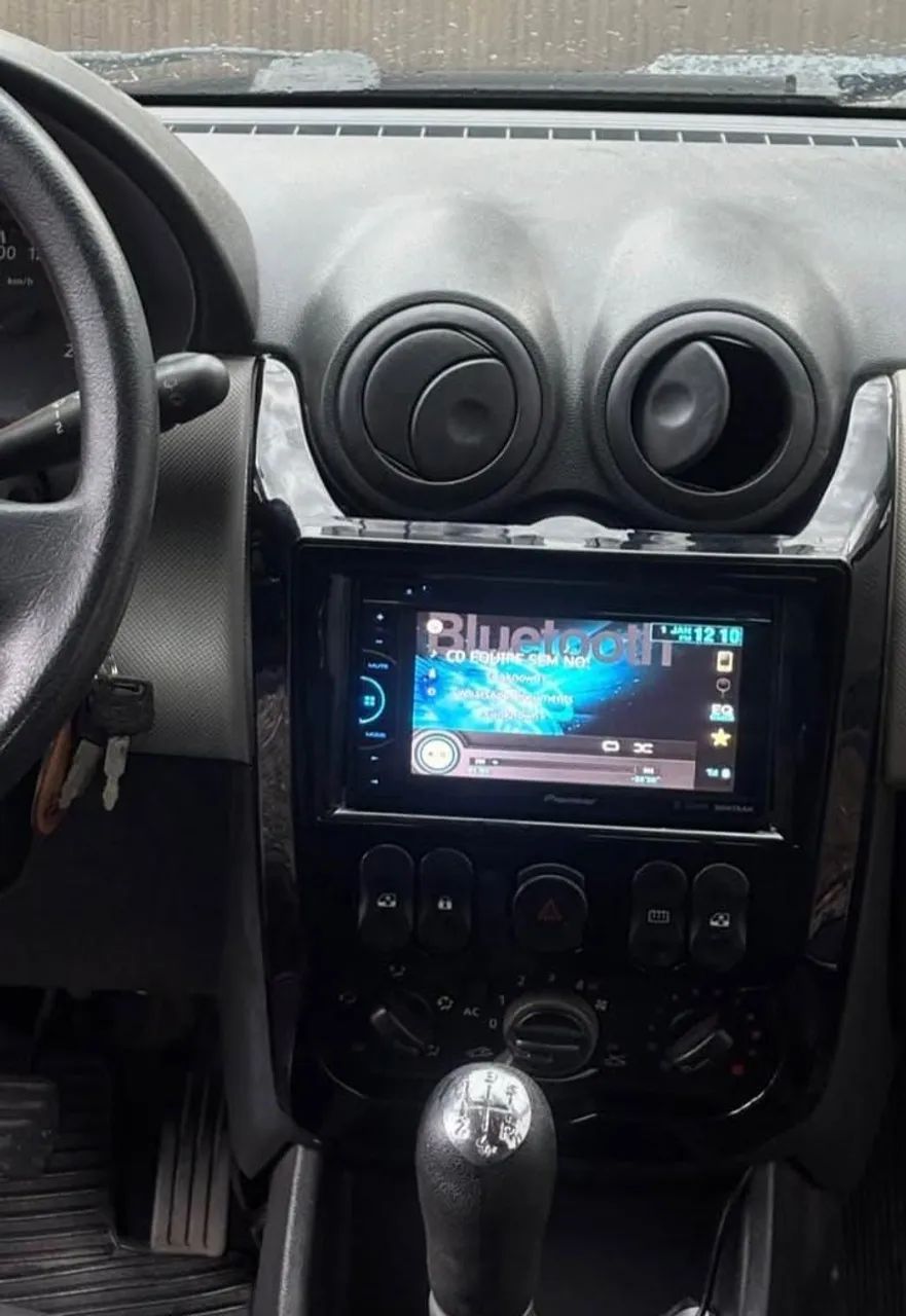 Radio pioneer blutu