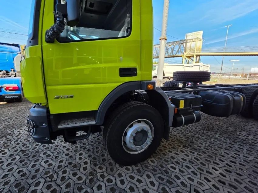 ATEGO 3133 CE 6X4 CHASSI - Foto 6