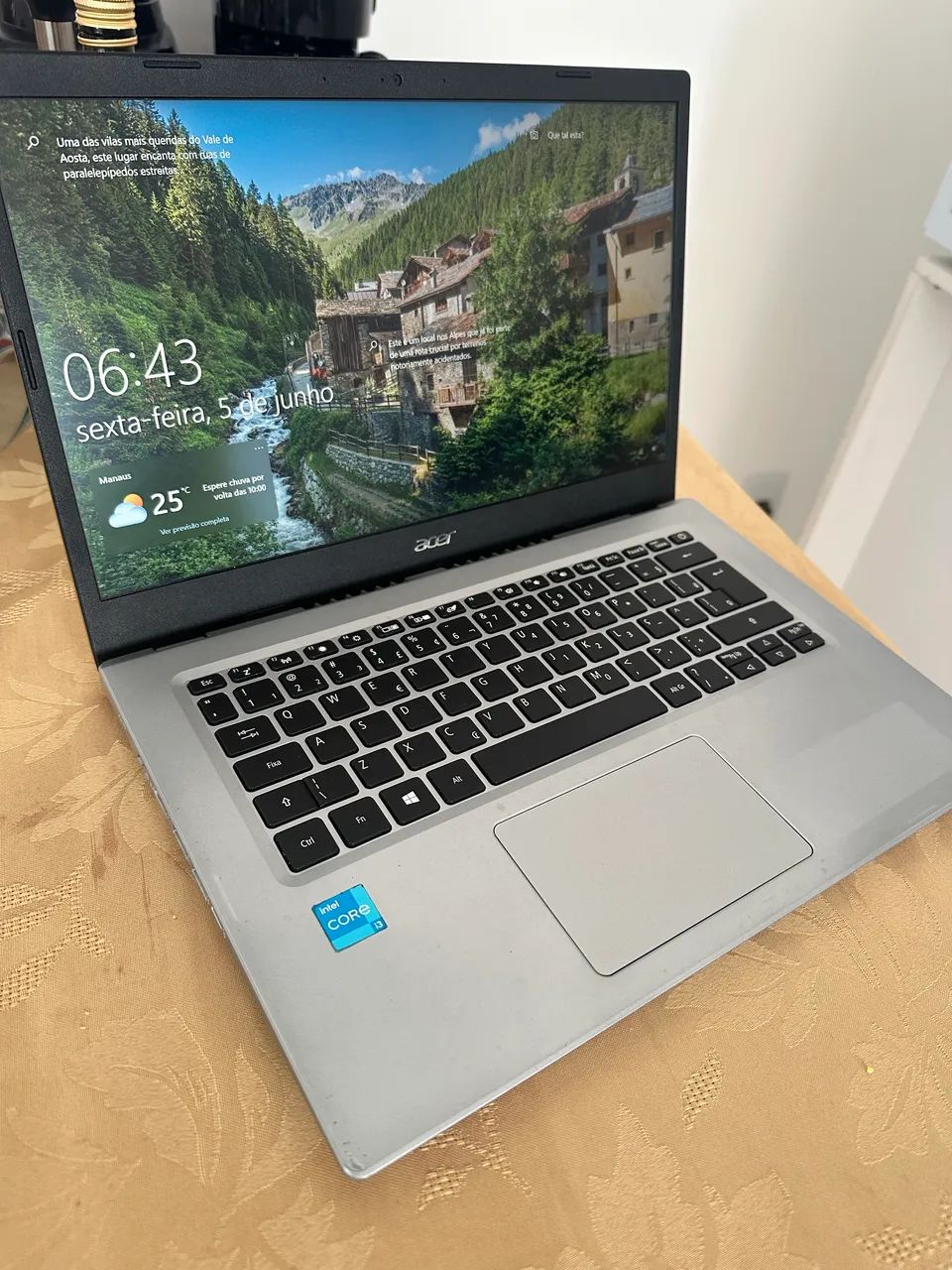 Notebook Acer Aspire i3 SDD