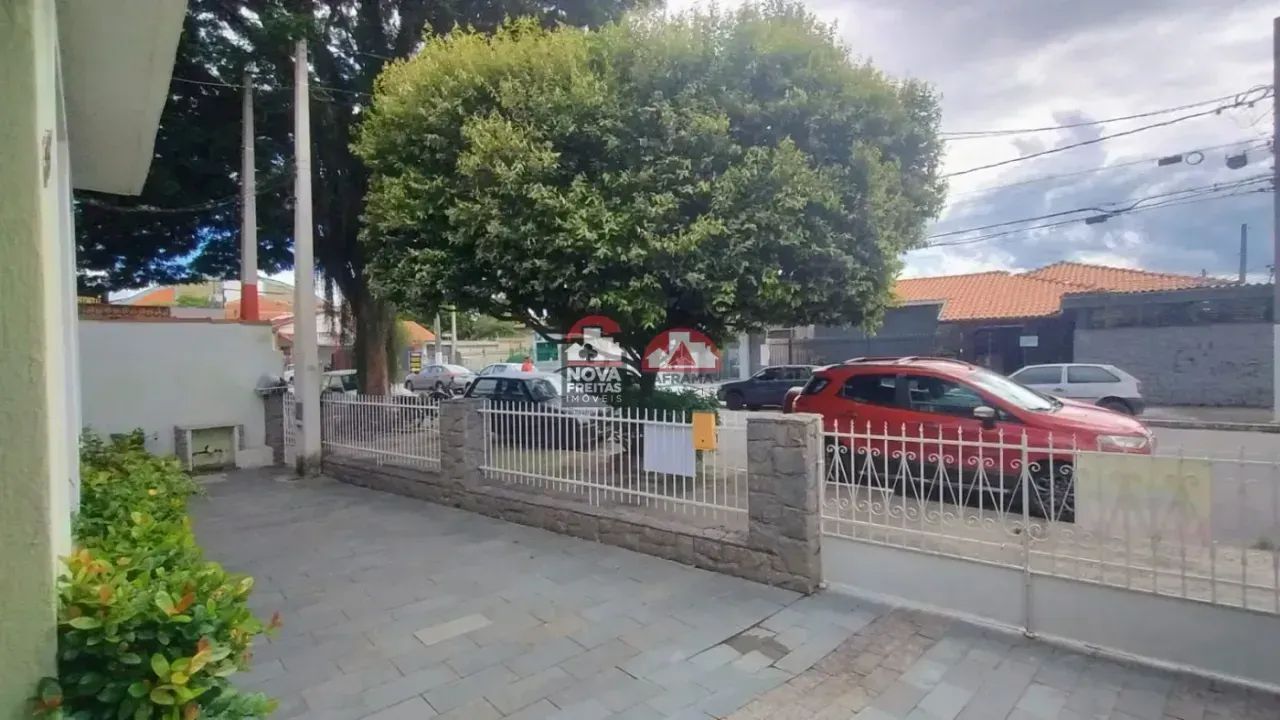 Excelente Casa à Venda no Centro de Pindamonhangaba! - Foto 3