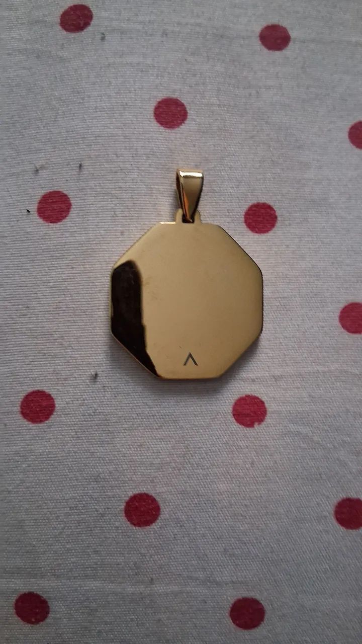 Pingente da ACIUM ouro