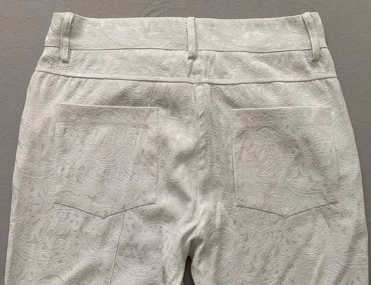 Calça Flare Noir Branca - P - Foto 5