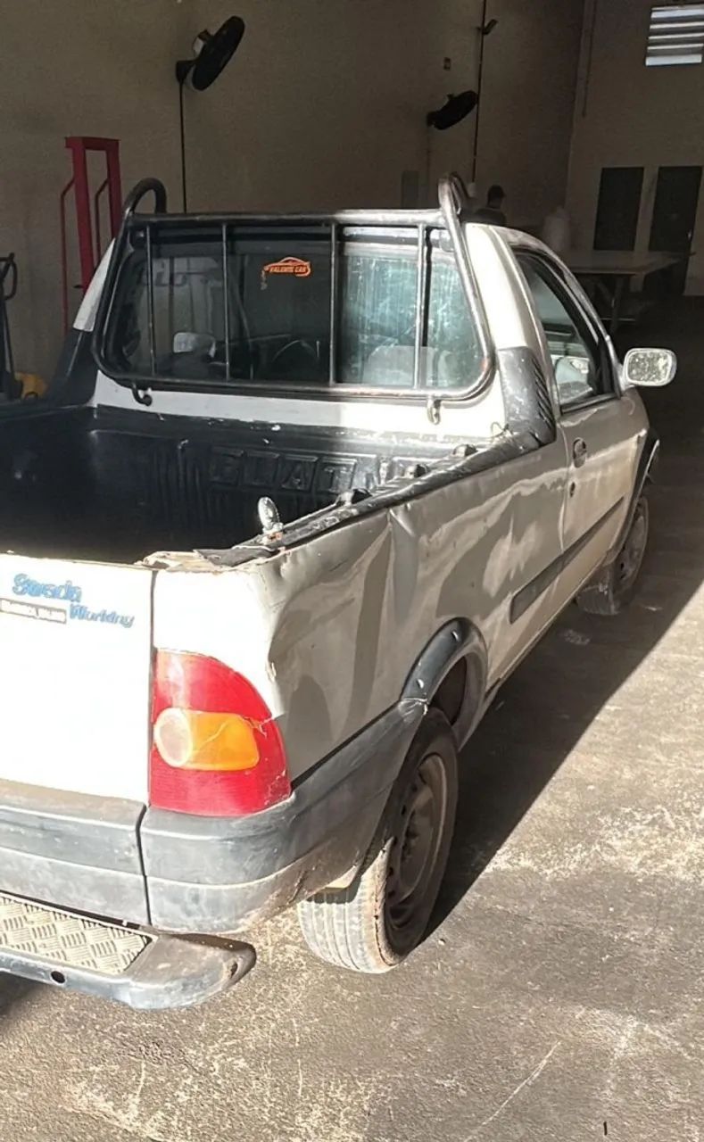 Fiat Strada Strada/ Strada Working 1.5 mpi 8V CE 2001