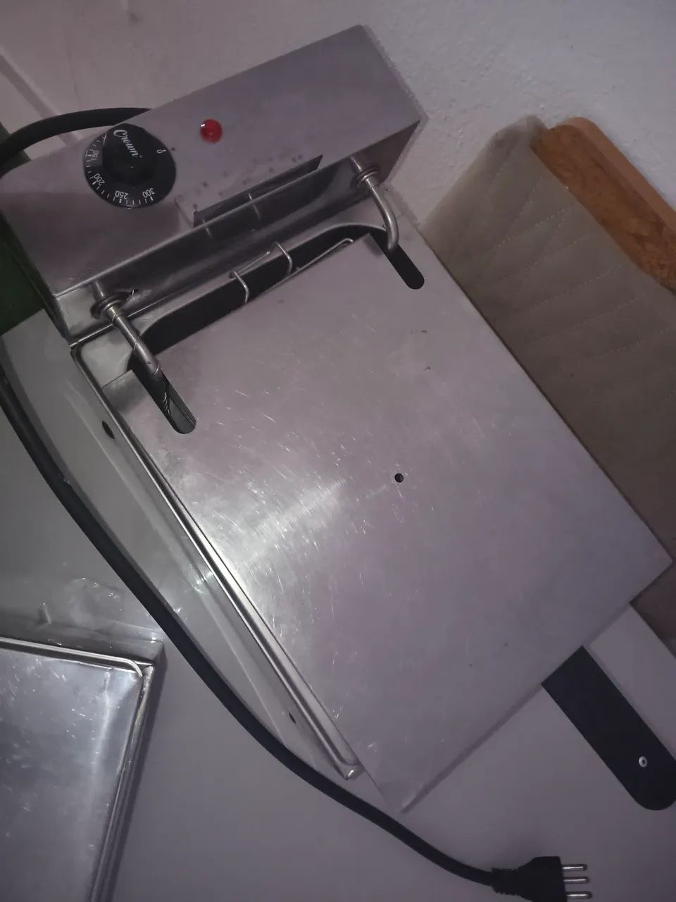 Fritadeira elétrica 3L