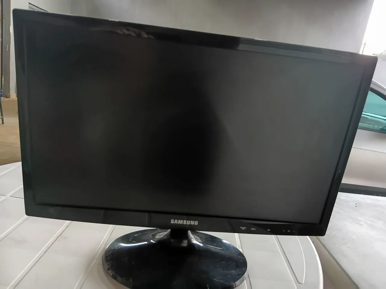 Monitor Samsung T22B300LB 22' - Foto 2
