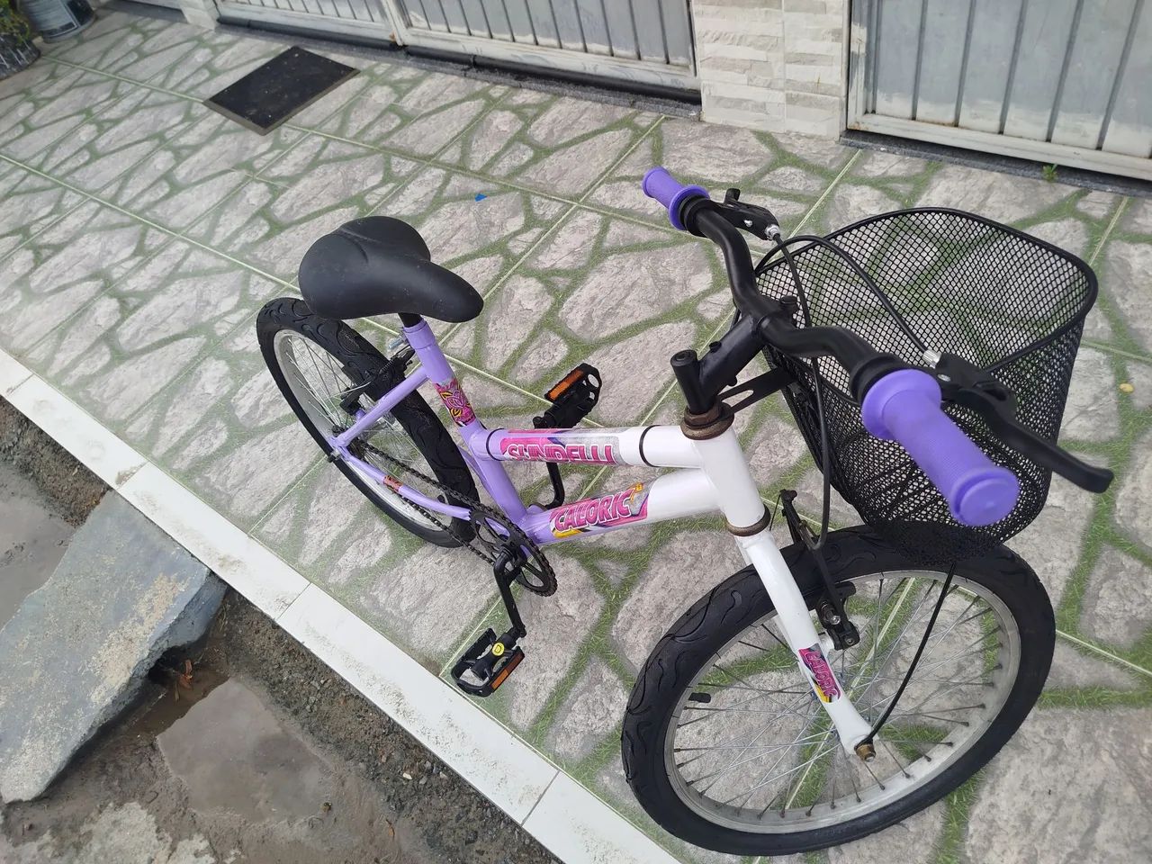 Bicicleta aro 20 feminina  - Foto 4