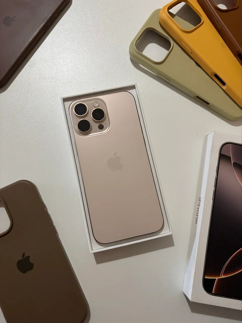 Iphone 16 Pro Max 256gb - Desert Titanium