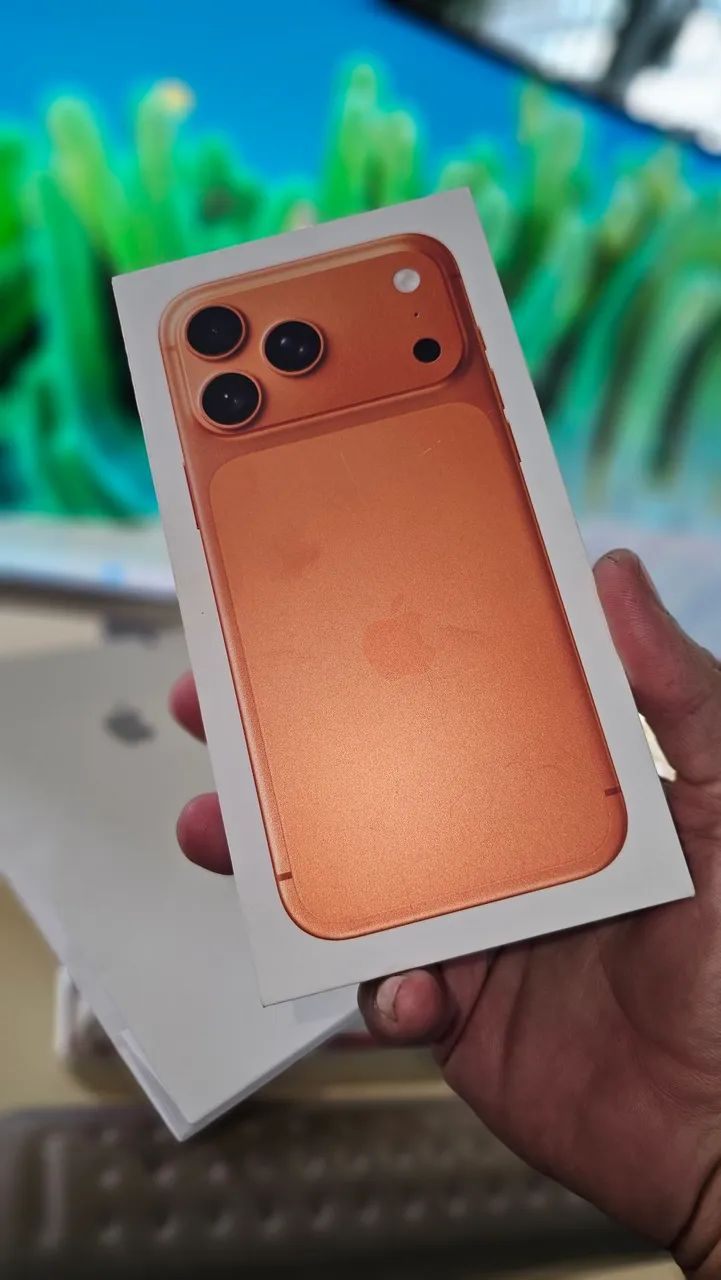 iPhone 17 Pro Max 512GB Cosmic Orange | Lacrado | Apple EUA