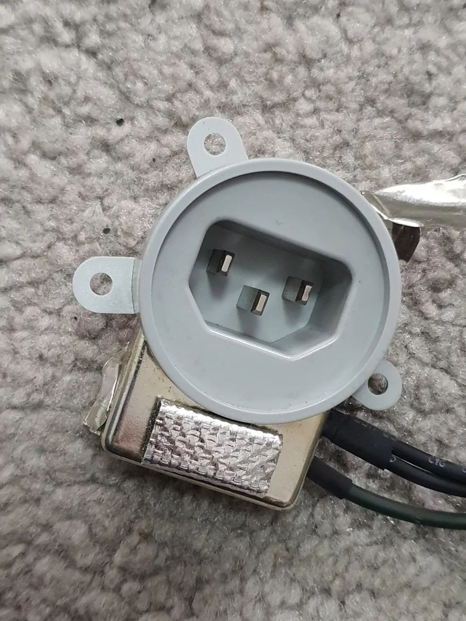Plug energia iMac a1311 usado - Foto 2