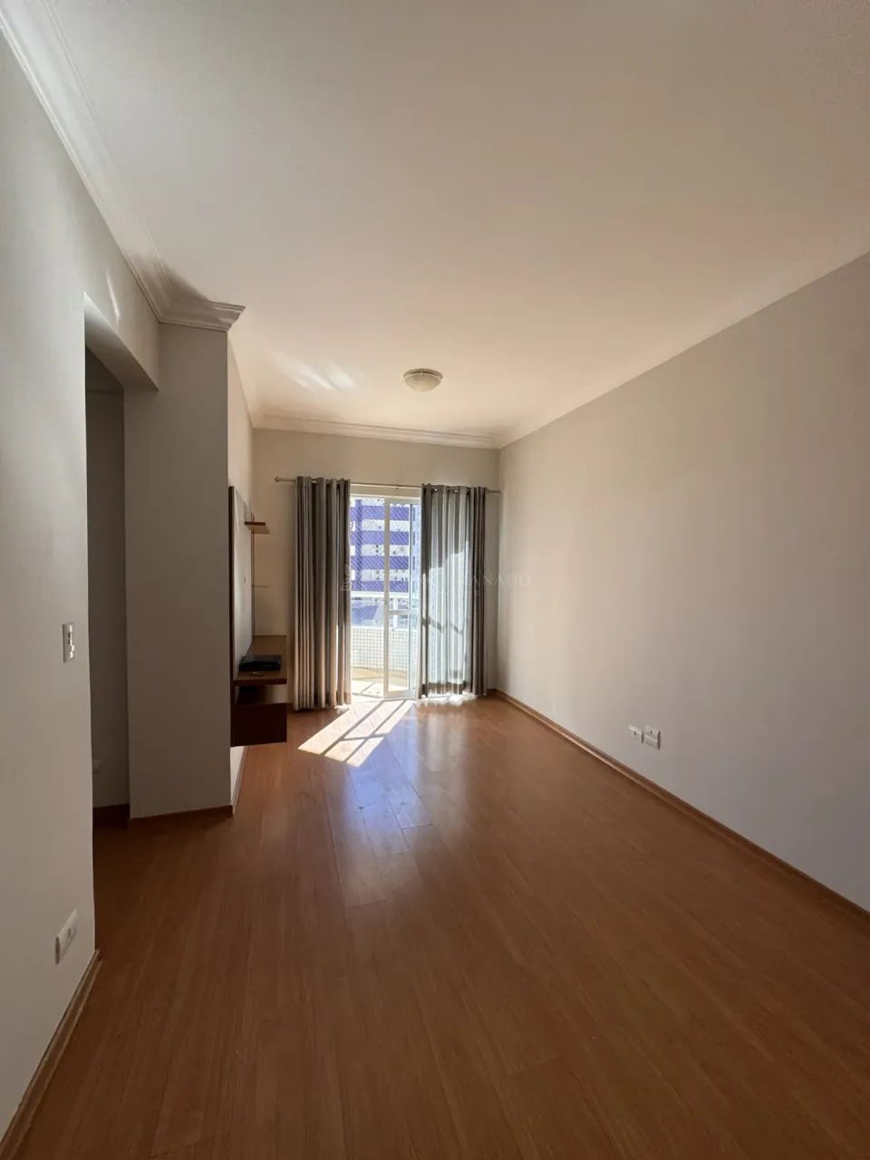 Apartamento 02 dormitórios | Ed. Tom Jobin - Foto 2