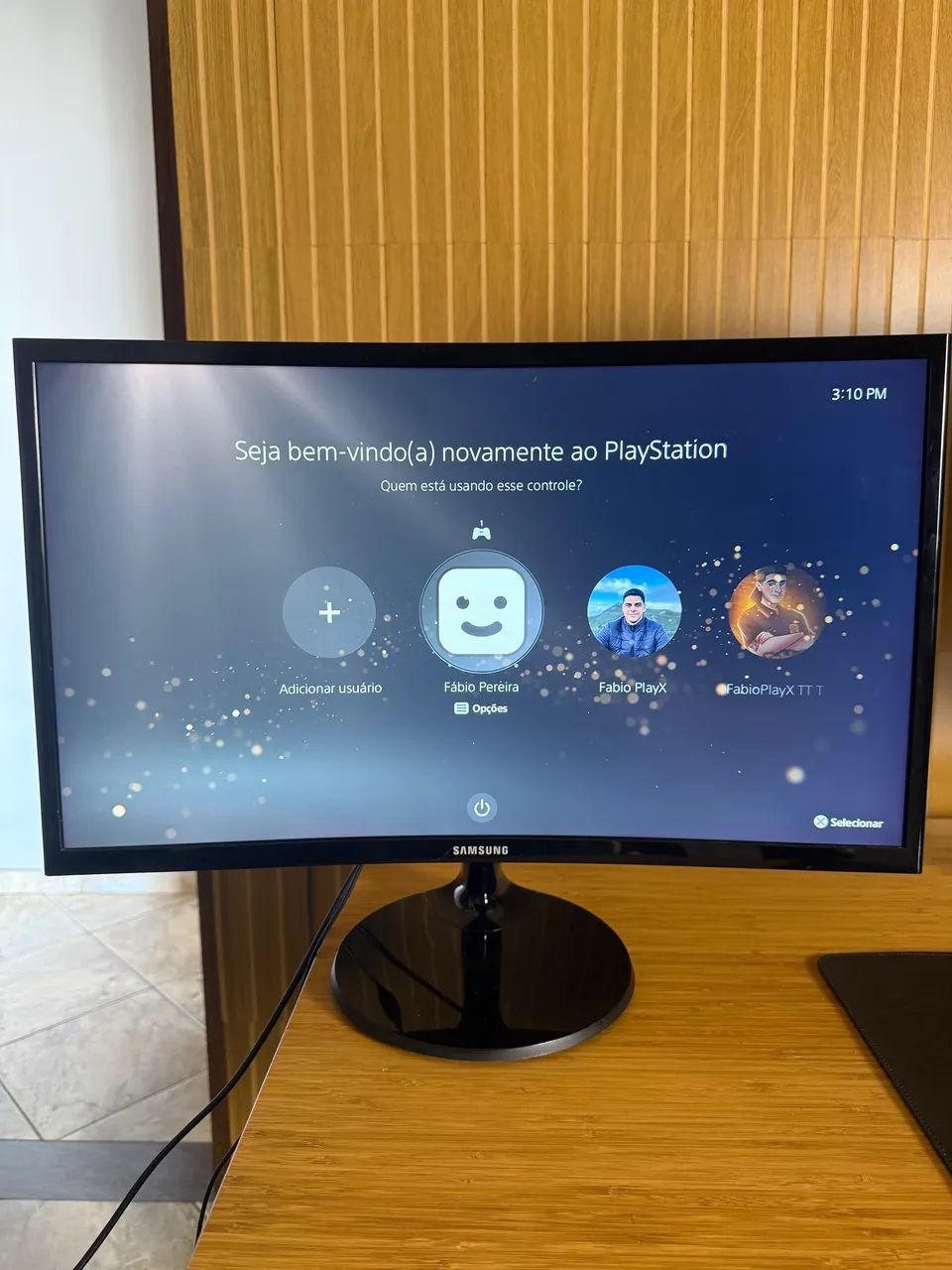 Monitor Samsung Curvo 24 Full HD - C24F390