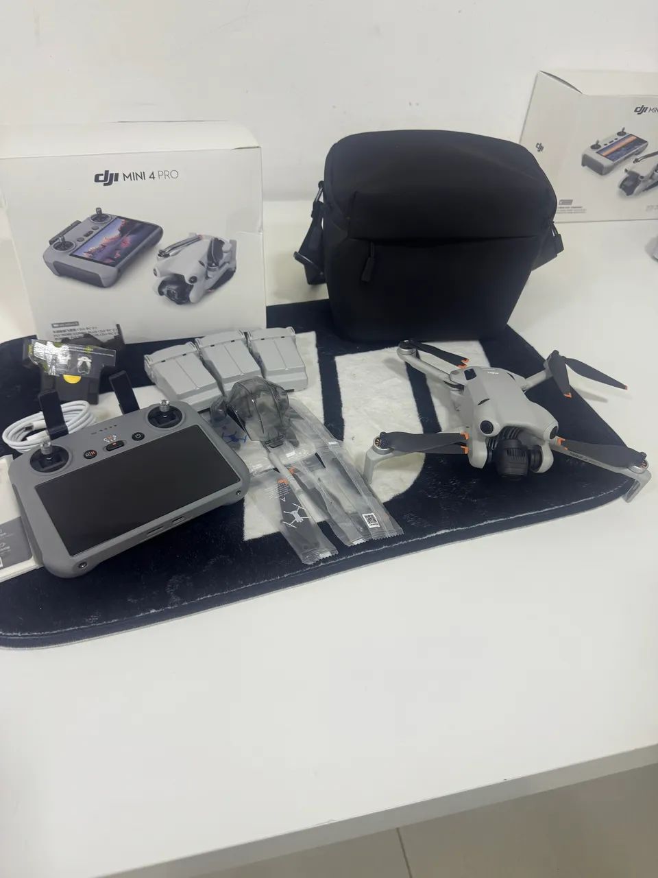 Mini 4 pro combo plus com tela 