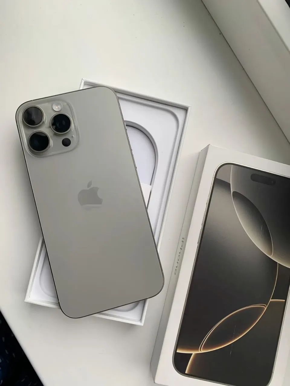 iPhone 16 Pro Max 256gb Americano na garantia - Celulares e
