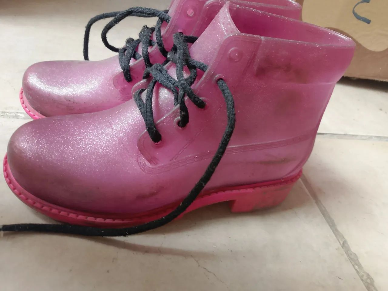 bota escolar para tempo de chuva rosa num 35  - Foto 3