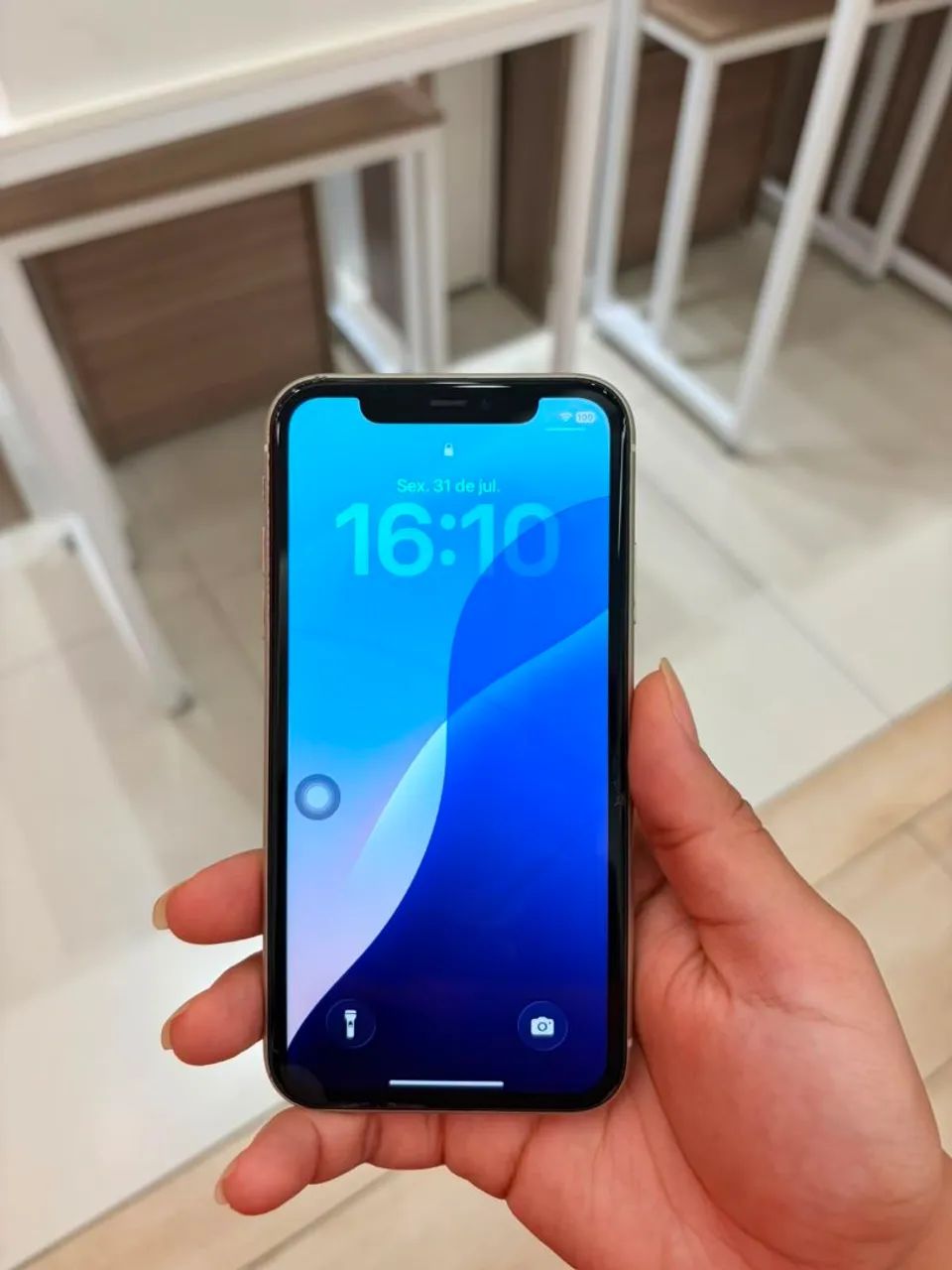 iPhone 11