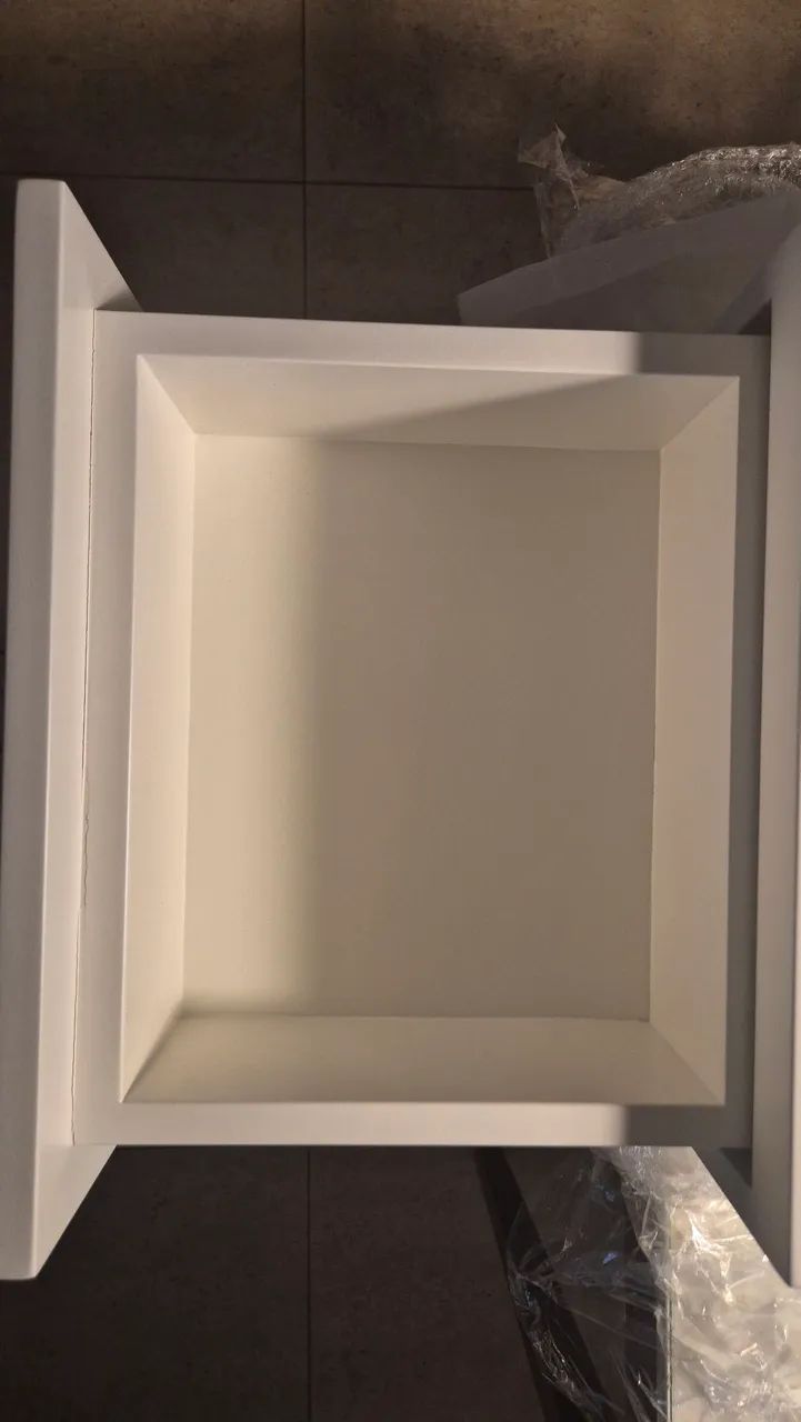 Mesa de cabeceira suspensa com gaveta  - Foto 3