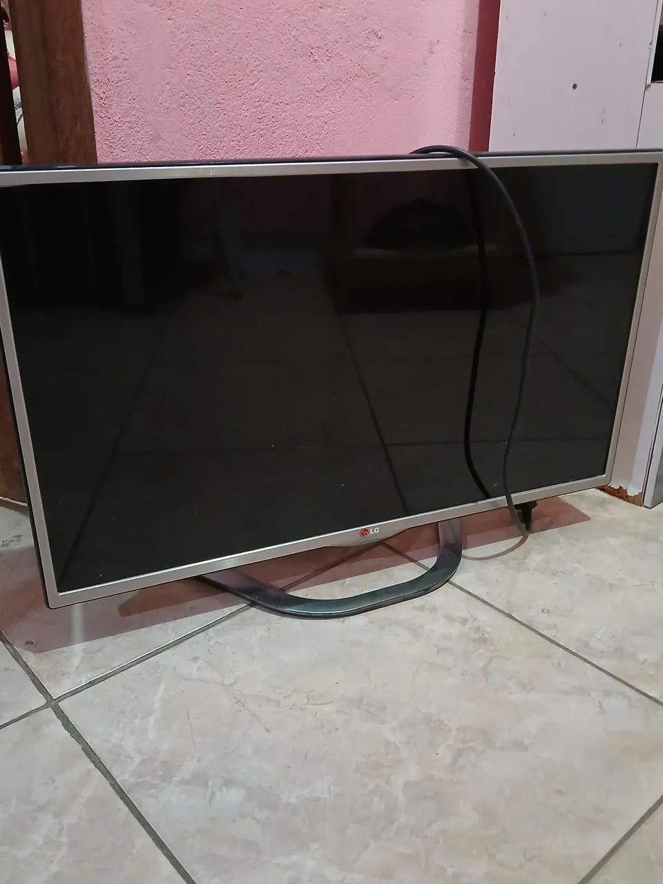 Tv 32 polegadas display queimado.  M das oliveiras 