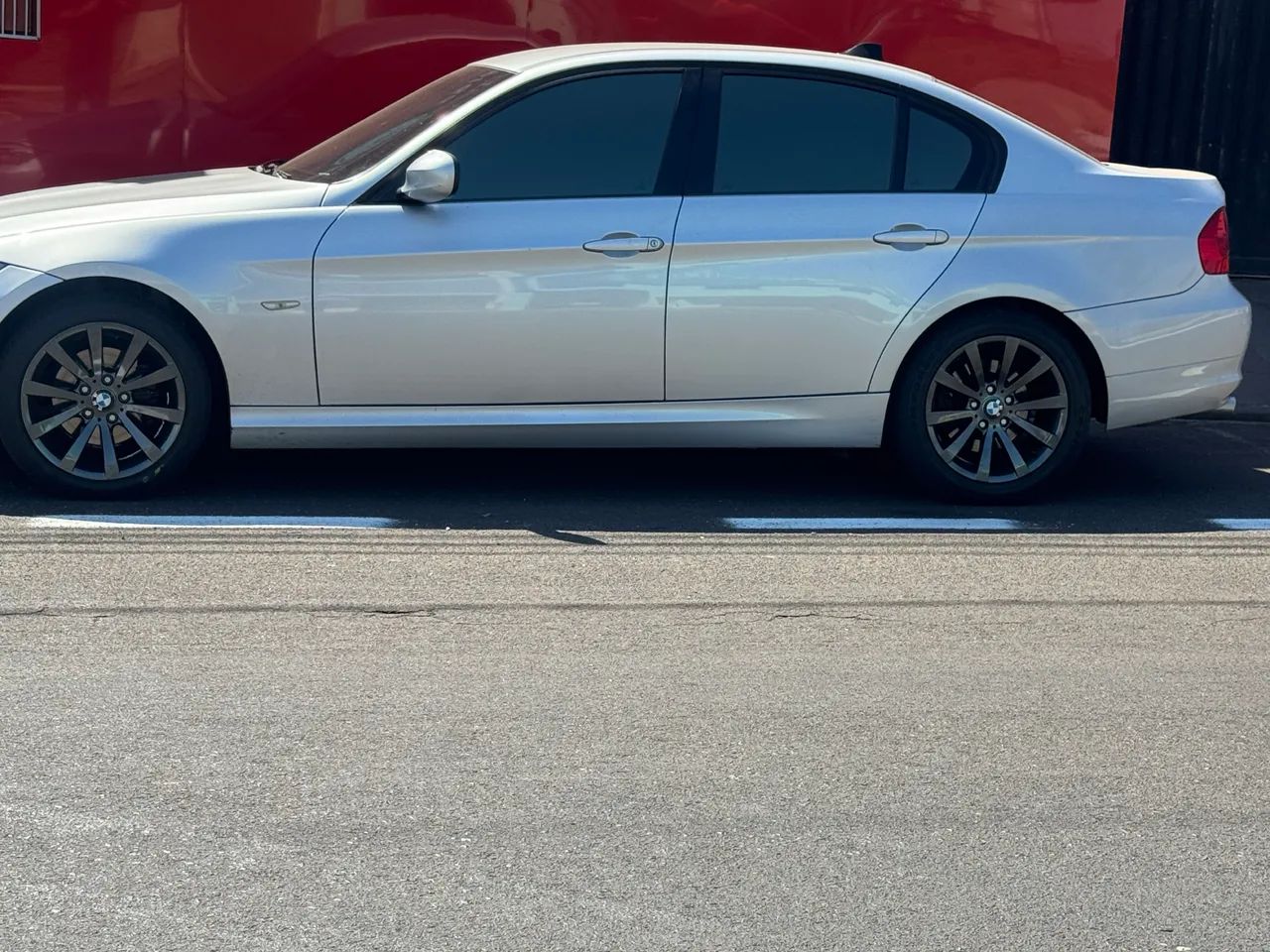 BMW 320I A 2011 - Foto 2