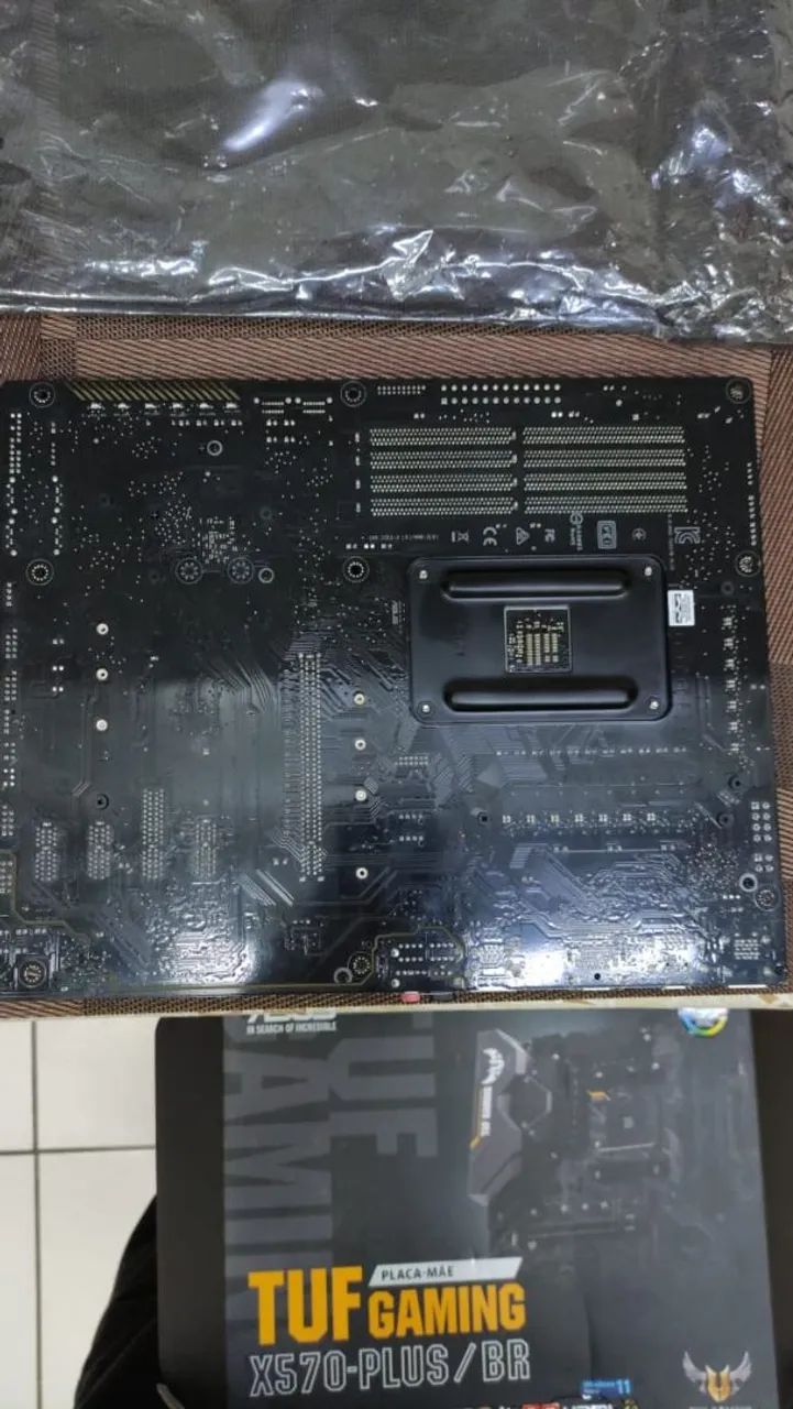 Placa mãe Asus TUF Gaming X570 Plus - Foto 2