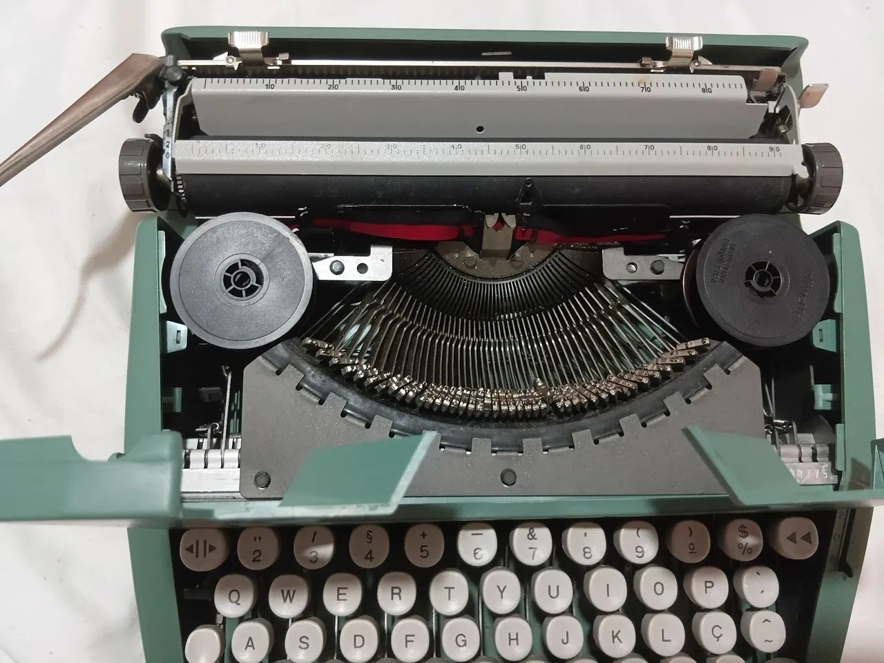 Maquina De Escrever Olivetti Lettera 82 - Foto 2