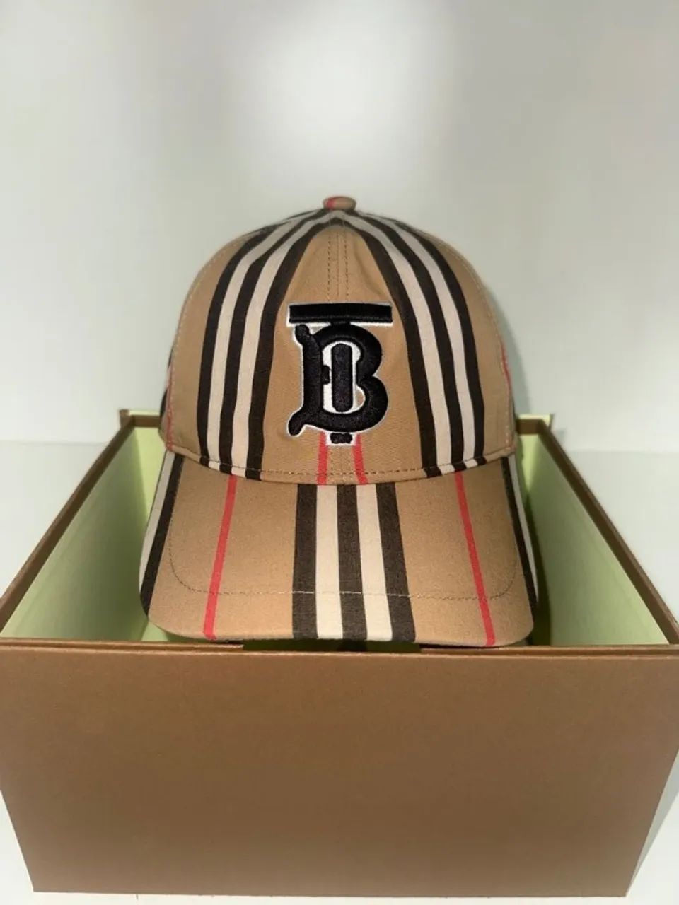 Boné Burberry TB