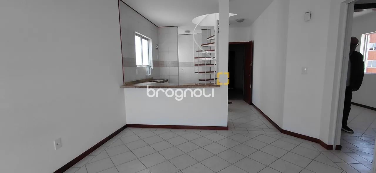 Apartamento cobertura com 2 quartos e 1 vaga de garagem próximo da UFSC em Florianópolis. - Foto 3