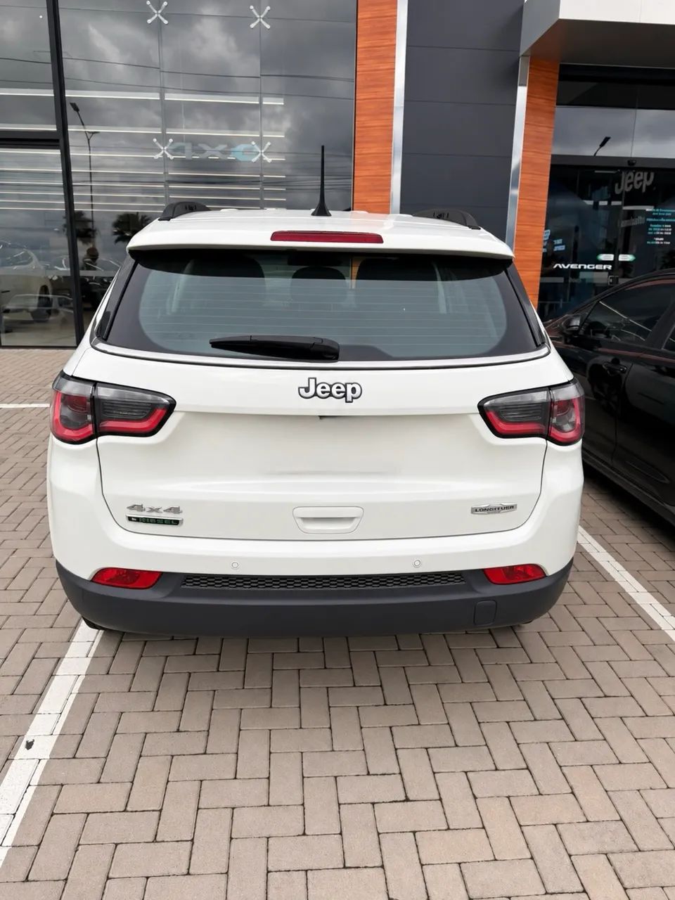 Jeep Compass Longitude 2.0 4X4 Dies. 16V Aut. 2018 - Foto 5