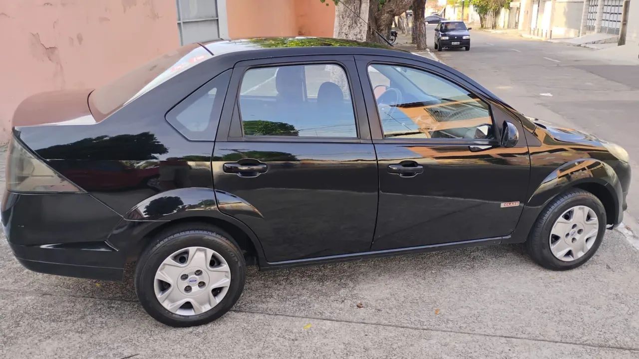 Ford Fiesta 1.6 8V FLEX 2013