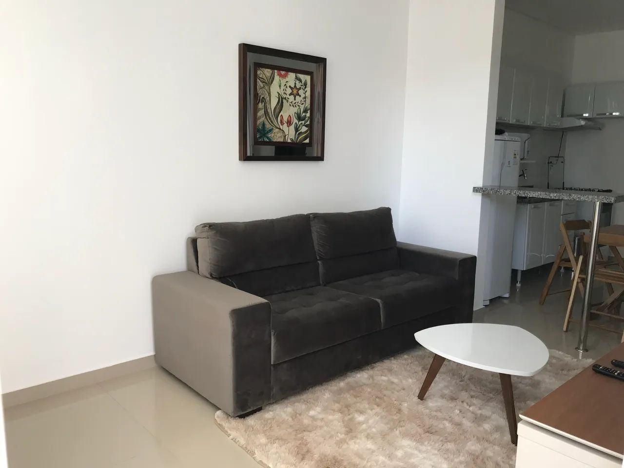 Alugo apartamento mobiliado 