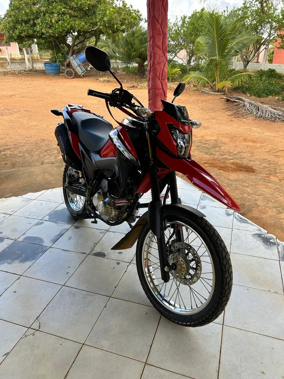 Bros 2025, moto extra - Foto 3