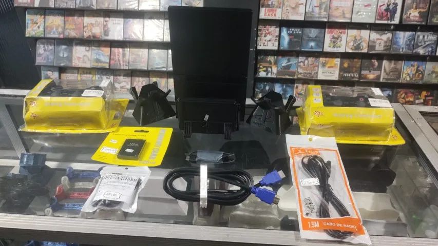 PS2 FUL BLACK L13 HD320 CHEIO DE JOGOS MEMORY CARD 128MB CHIP MATRIX 2 CONTROLES SEM FIO  - Foto 2